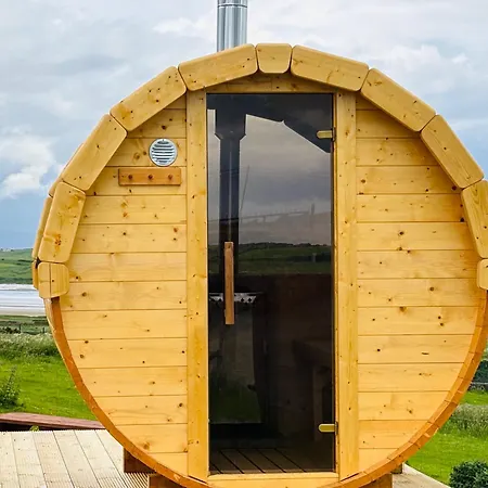 Διαμέρισμα The Lazy Llama Shepherd Hut & Sauna Ballyshannon